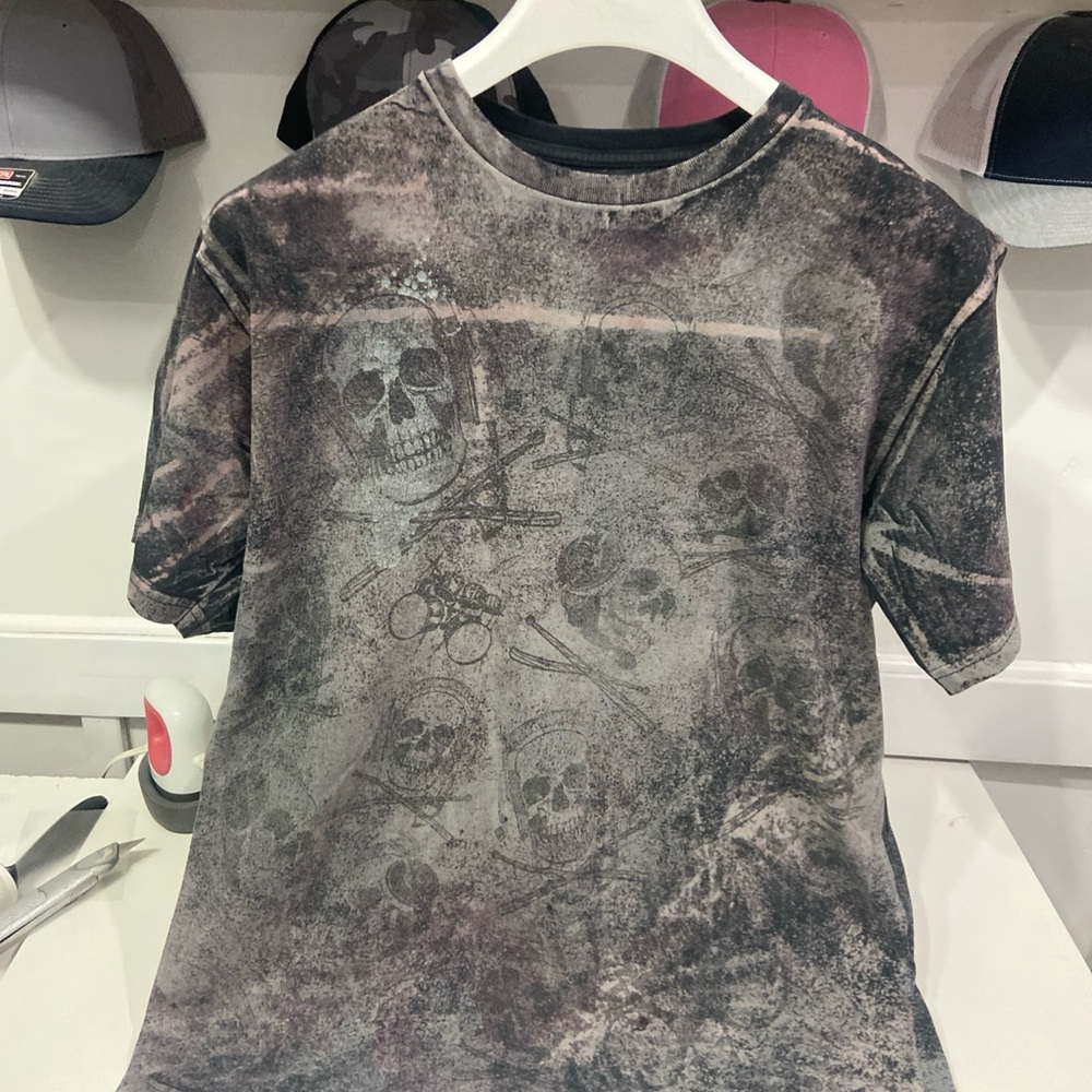 Vintage 2761 brand  T-Shirt skull grunge Y2K size large preowned good condition